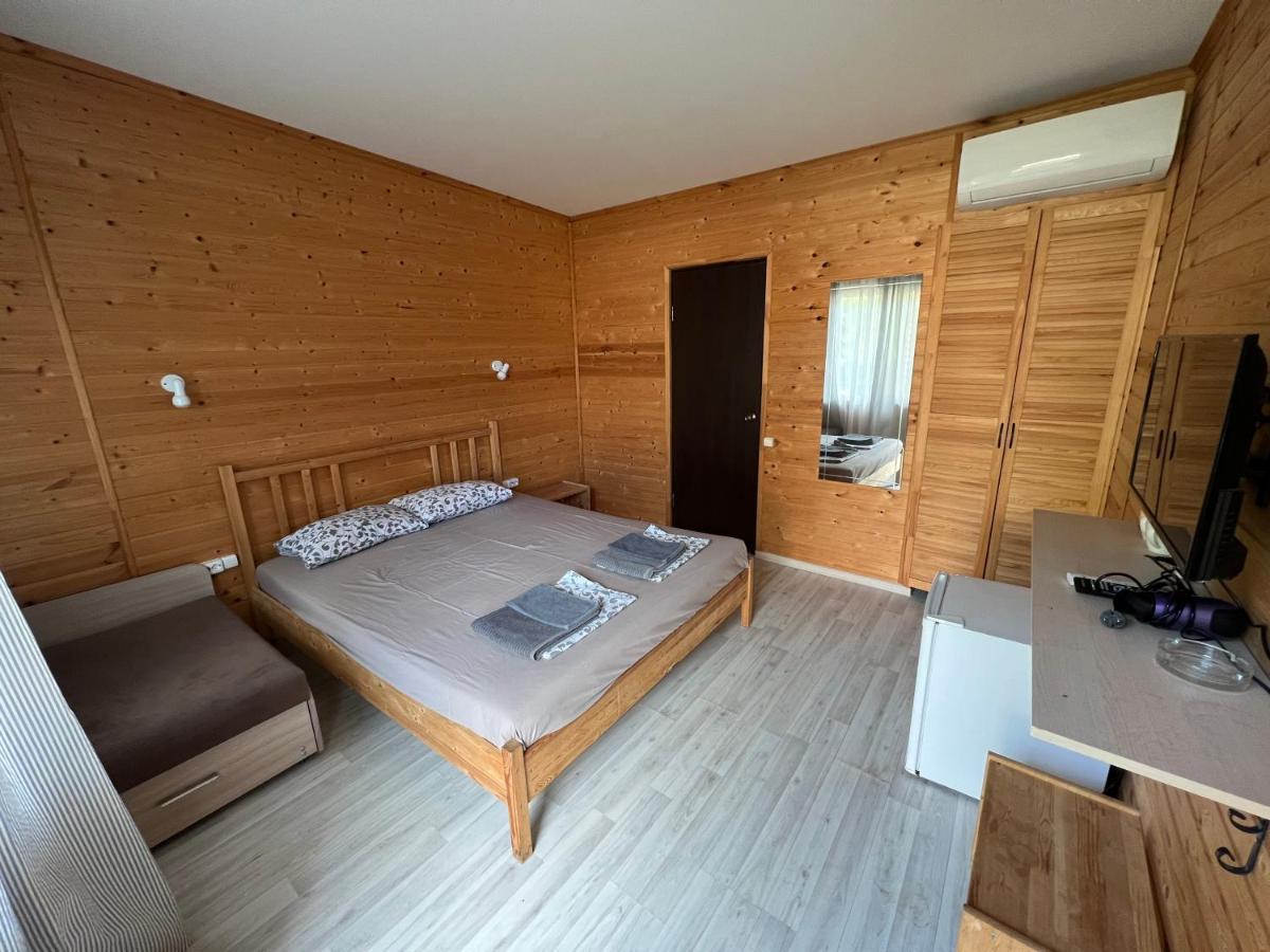 بيزوندا Mini-Hotel Forest Club المظهر الخارجي الصورة